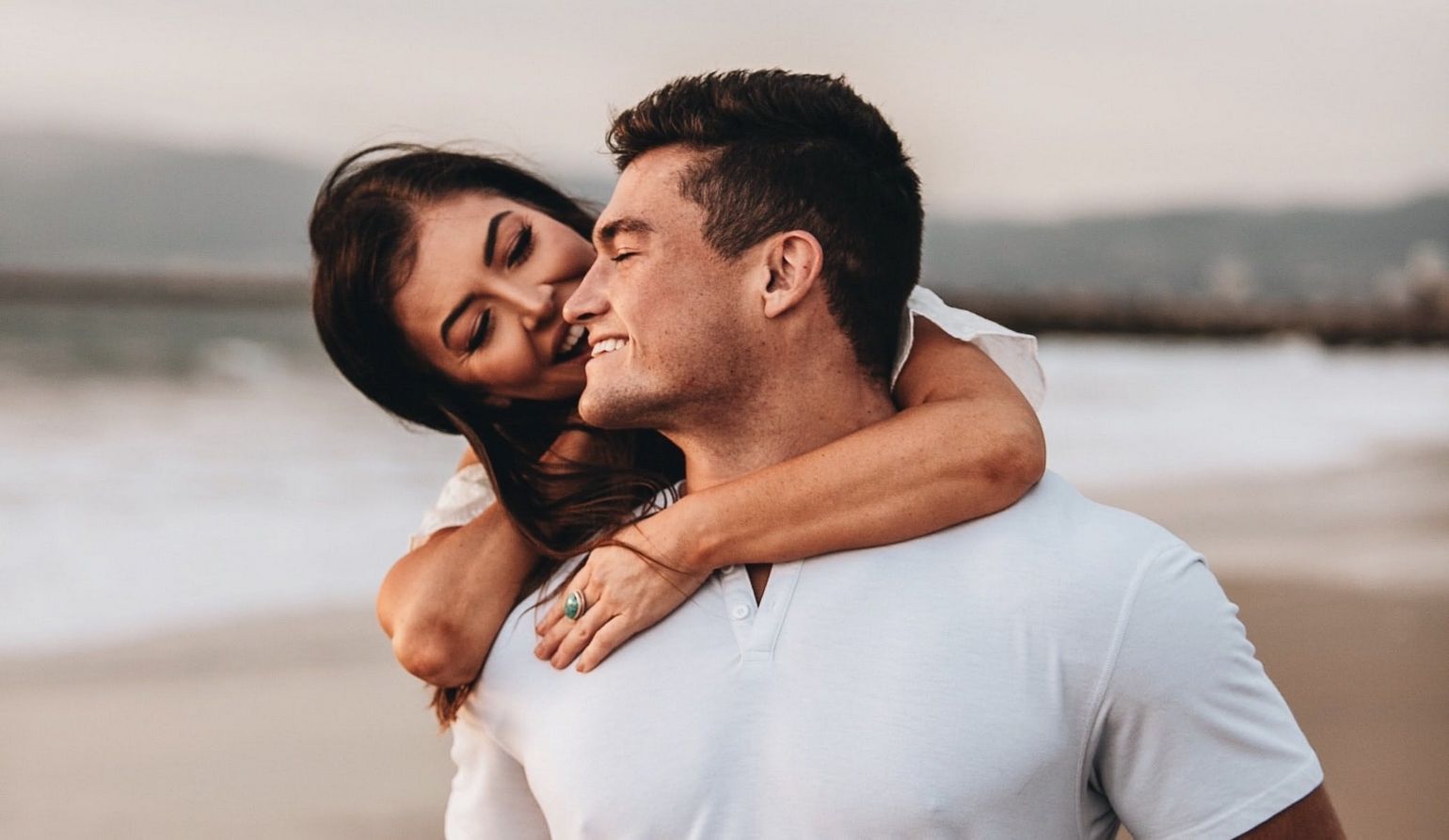 NikaDate Testimonial: A Comprehensive Guide to Online Internet Dating